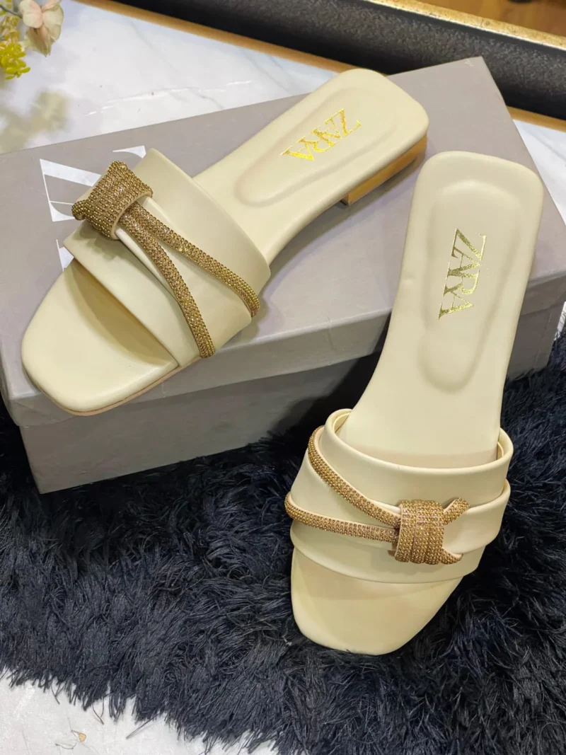 2020e36a-8e4f-45ad-a120-bc9ed4a13233